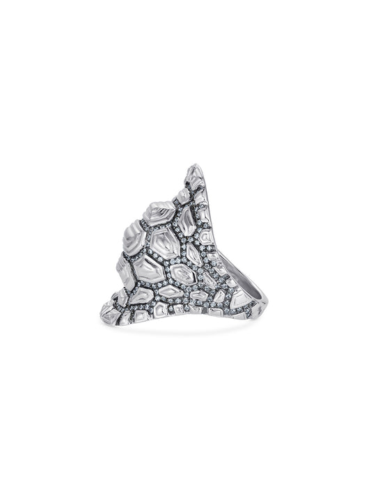 White Gold Diamond Madagascar Reptilia Ring