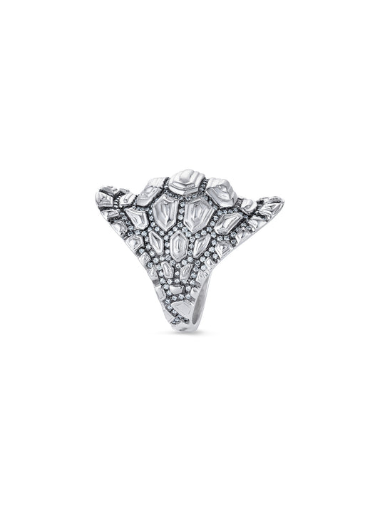 White Gold Diamond Madagascar Reptilia Ring